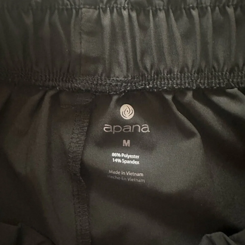 Apana Women's Black High Waist Athletic Shorts M Elastic 4.5
